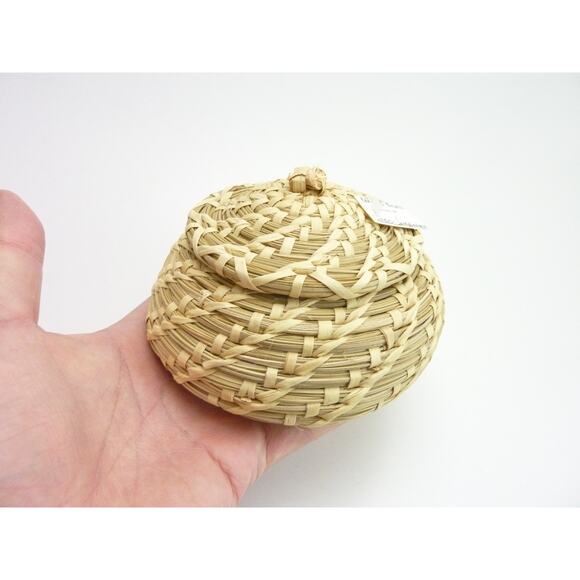 Vintage Native American Indian PAPAGO Lidded Basket - Picture 5 of 6